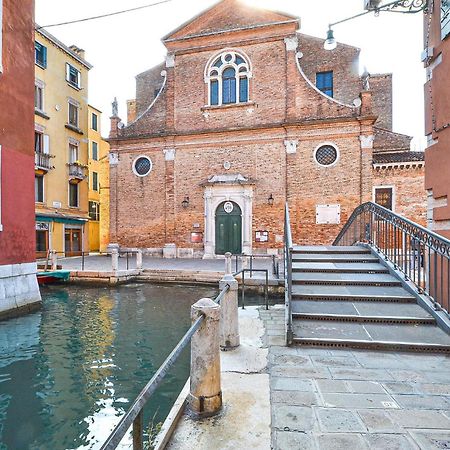Stunning Apartment In Venezia With Kitchenette Luaran gambar