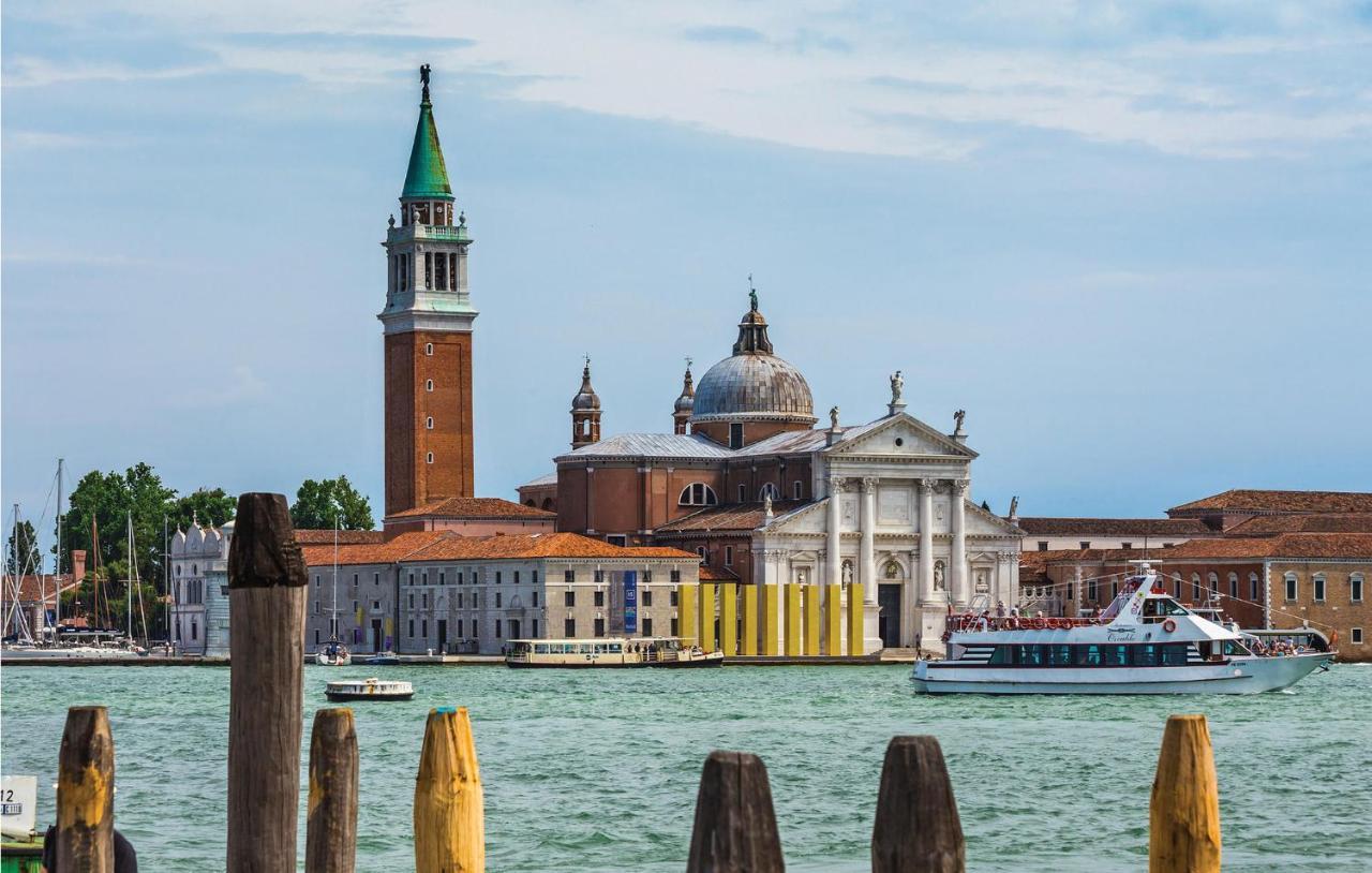 Stunning Apartment In Venezia With Kitchenette Luaran gambar