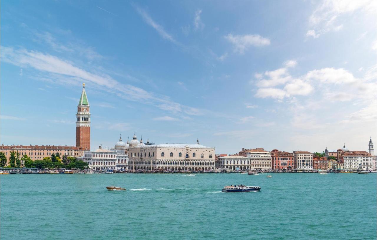 Stunning Apartment In Venezia With Kitchenette Luaran gambar